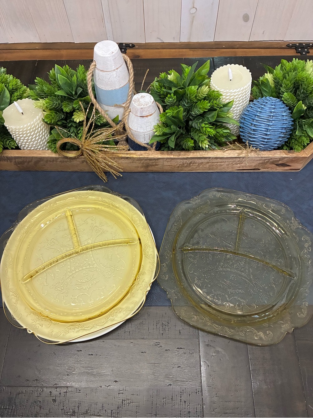 Vintage Federal Glass Patrician Spoke Yellow Depression glass dinner plate (2)